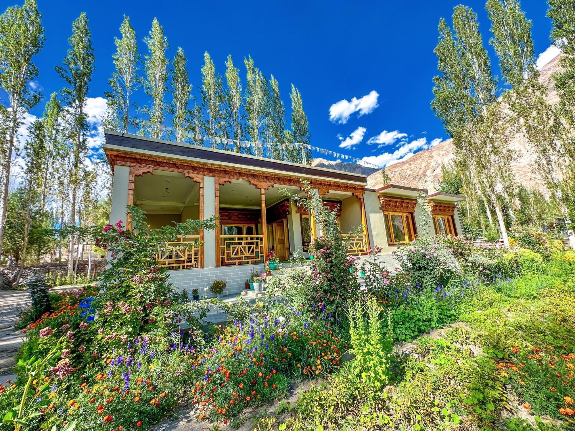 De Khama Hotel Nubra Exterior foto
